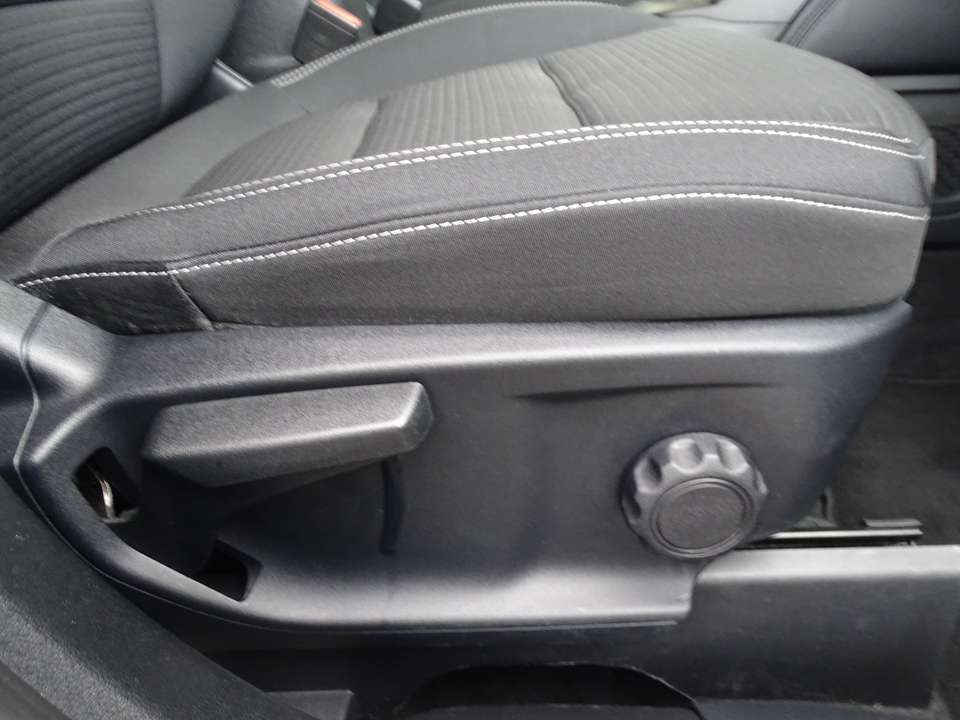 Ford Kuga - Imagem 12