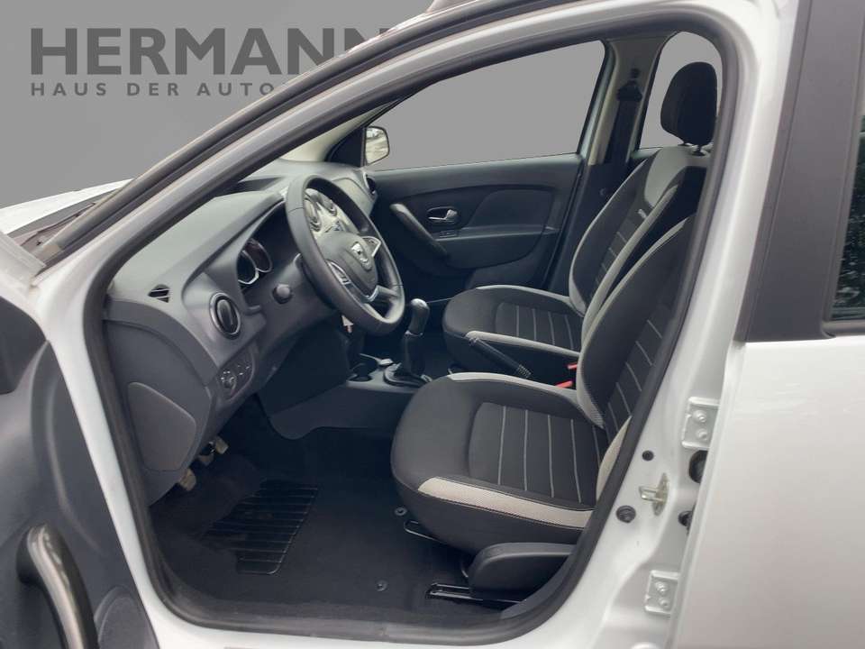 Dacia Logan - Imagem 8