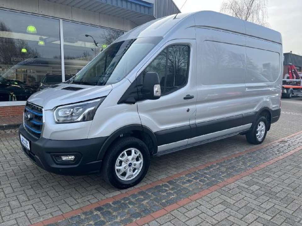 Ford Transit - Imagem 2