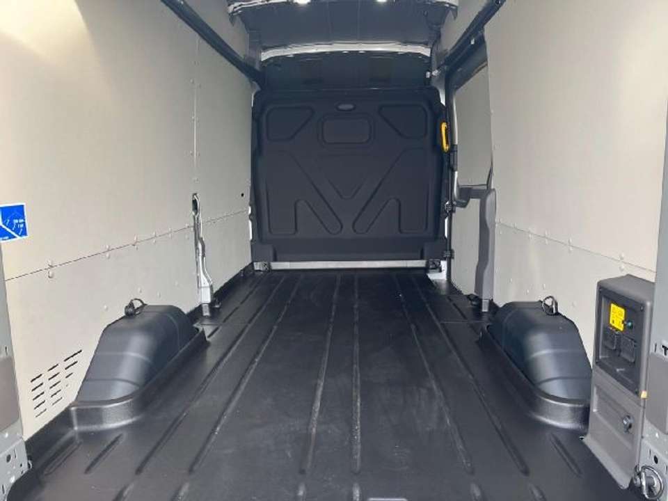 Ford Transit - Imagem 13