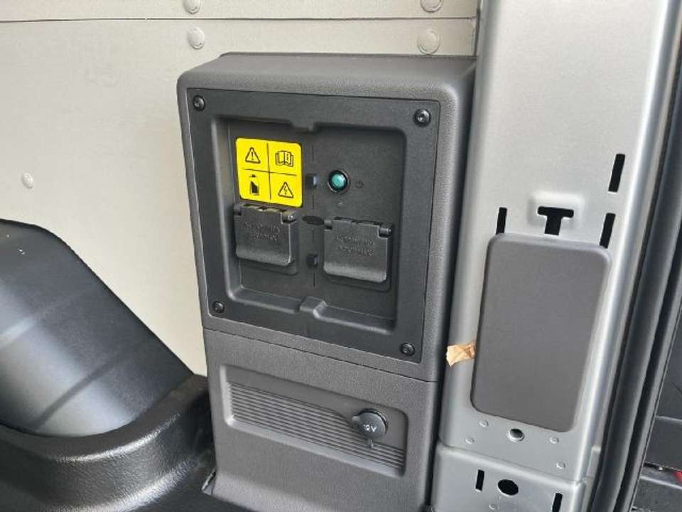 Ford Transit - Imagem 14