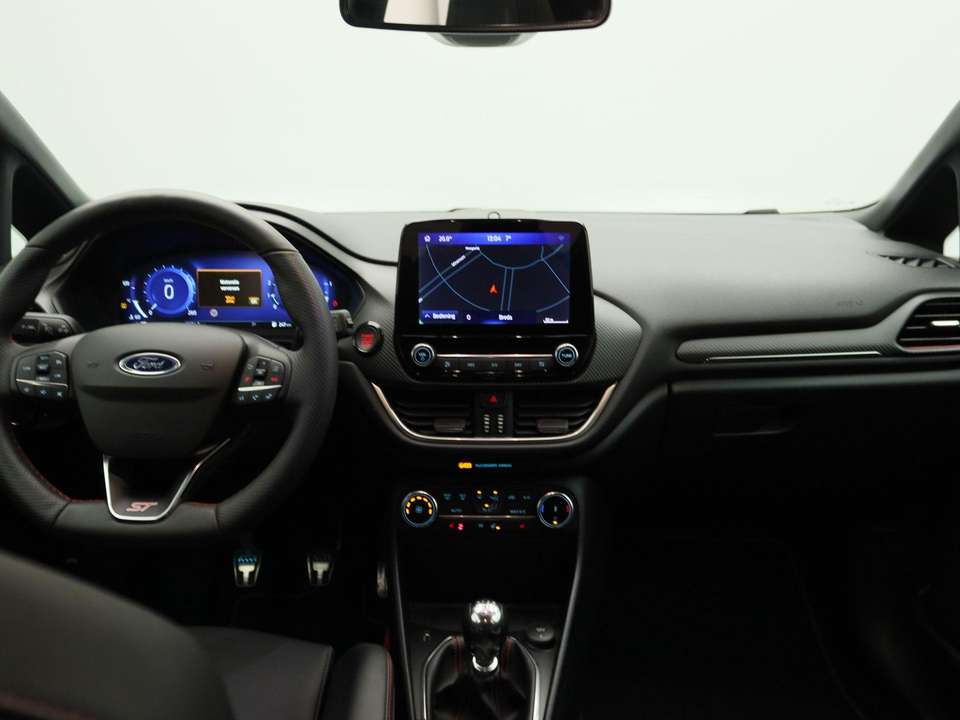 Ford Fiesta - Imagem 8