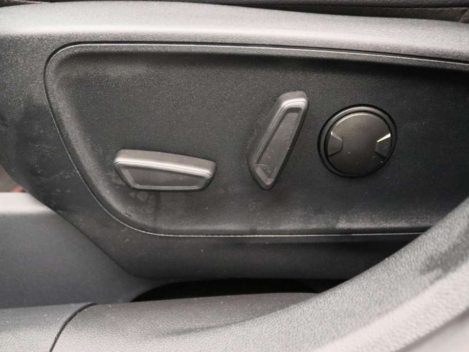 Ford Kuga - Imagem 15