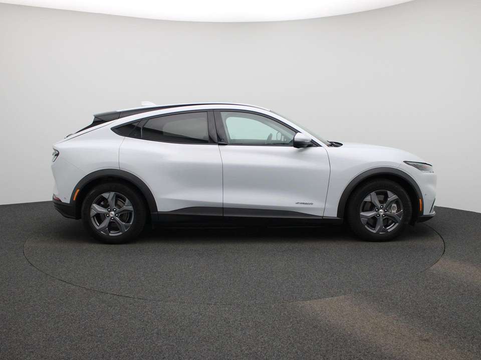 Ford Mustang Mach-E - Imagem 6