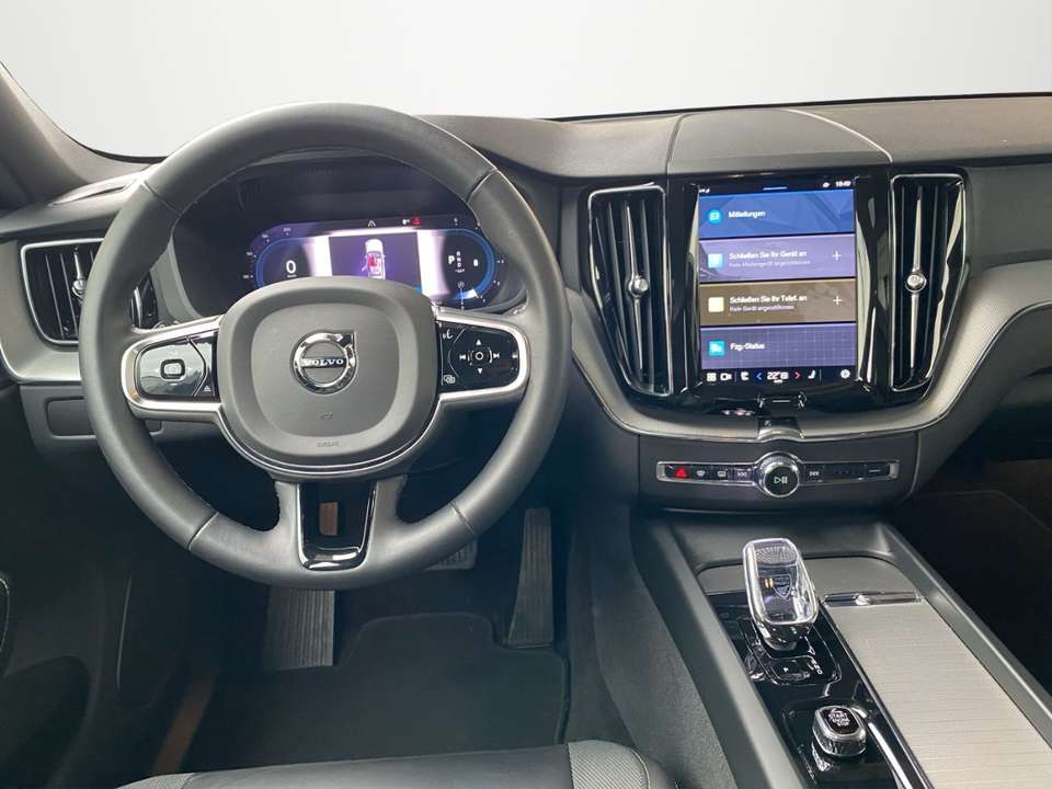 Volvo XC60 - Imagem 8