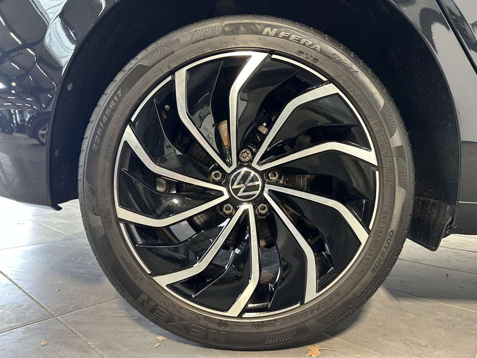 Volkswagen Golf - Imagem 3