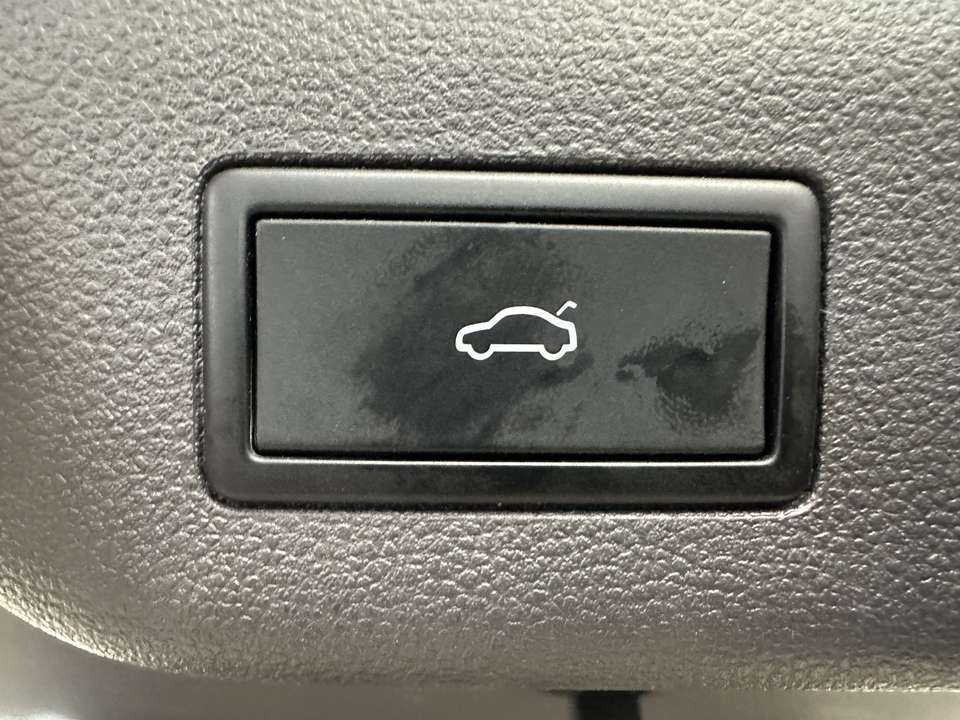 Volkswagen T7 Multivan - Imagem 7