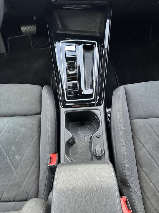 Volkswagen Golf - Imagem 12