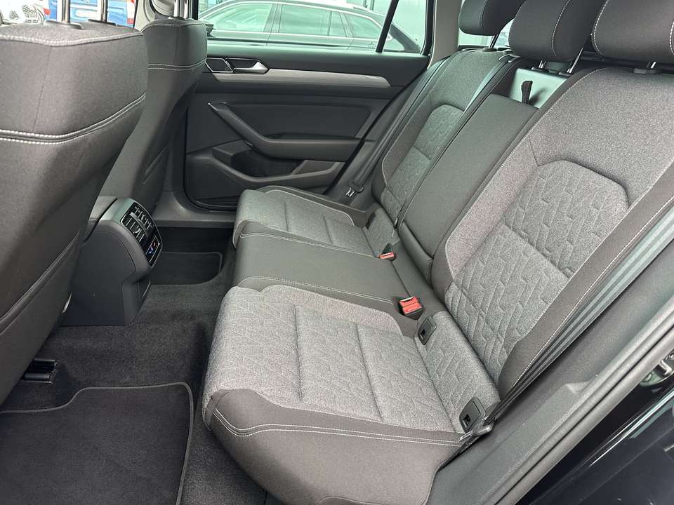 Volkswagen Passat - Imagem 11