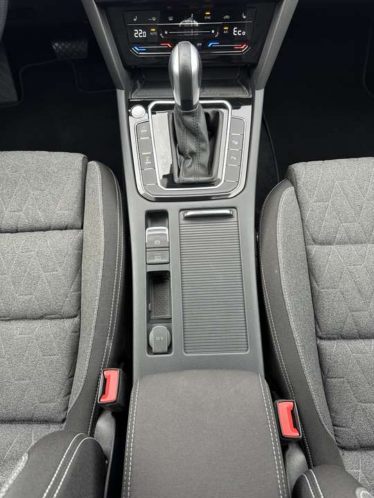 Volkswagen Passat - Imagem 14