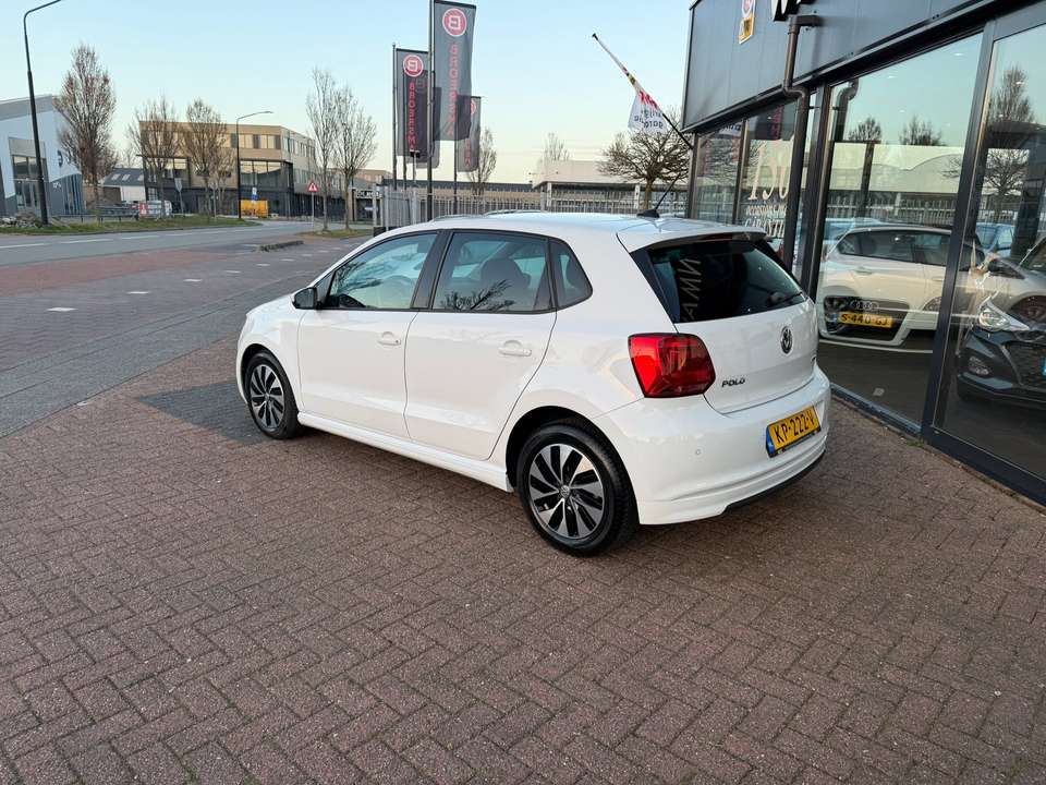 Volkswagen Polo - Imagem 7