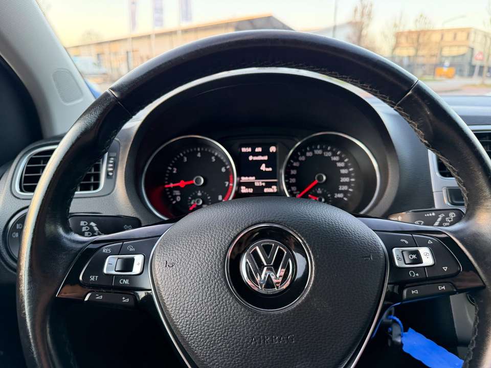 Volkswagen Polo - Imagem 14