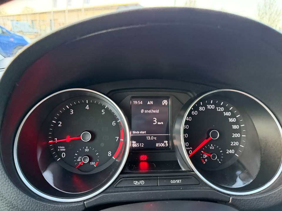 Volkswagen Polo - Imagem 15