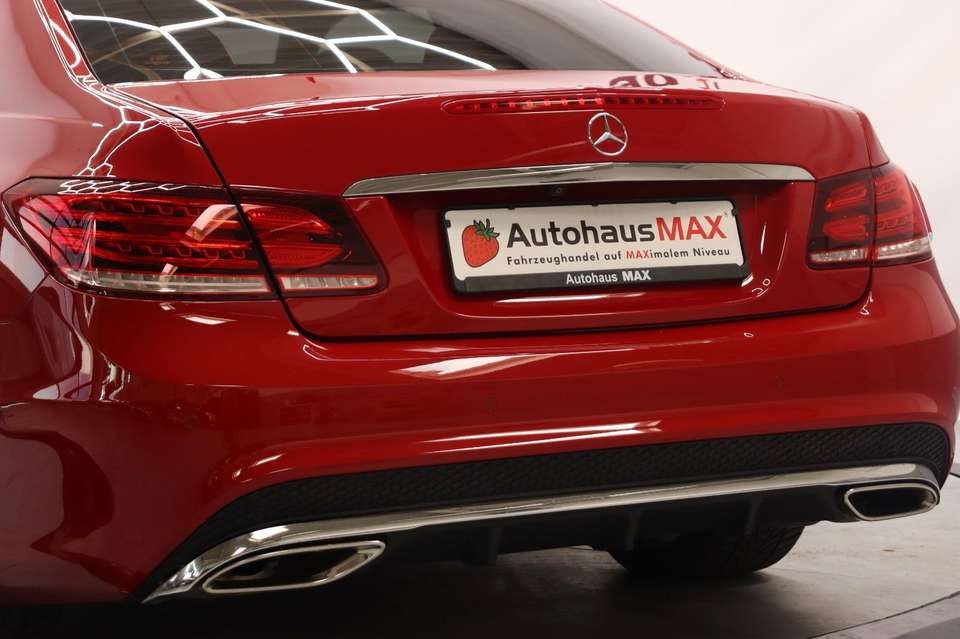 Mercedes-Benz E 300 - Imagem 11