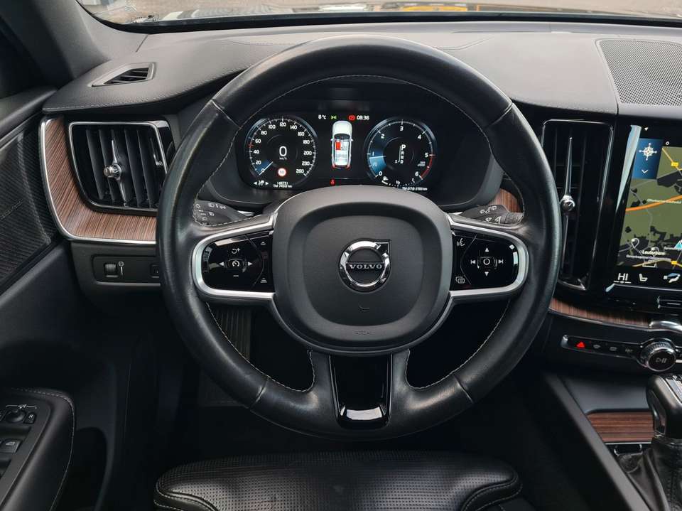 Volvo XC60 - Imagem 12