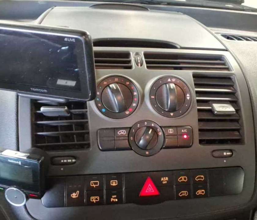 Mercedes-Benz Vito - Imagem 10