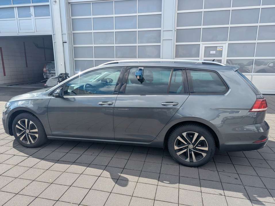 Volkswagen Golf - Imagem 3