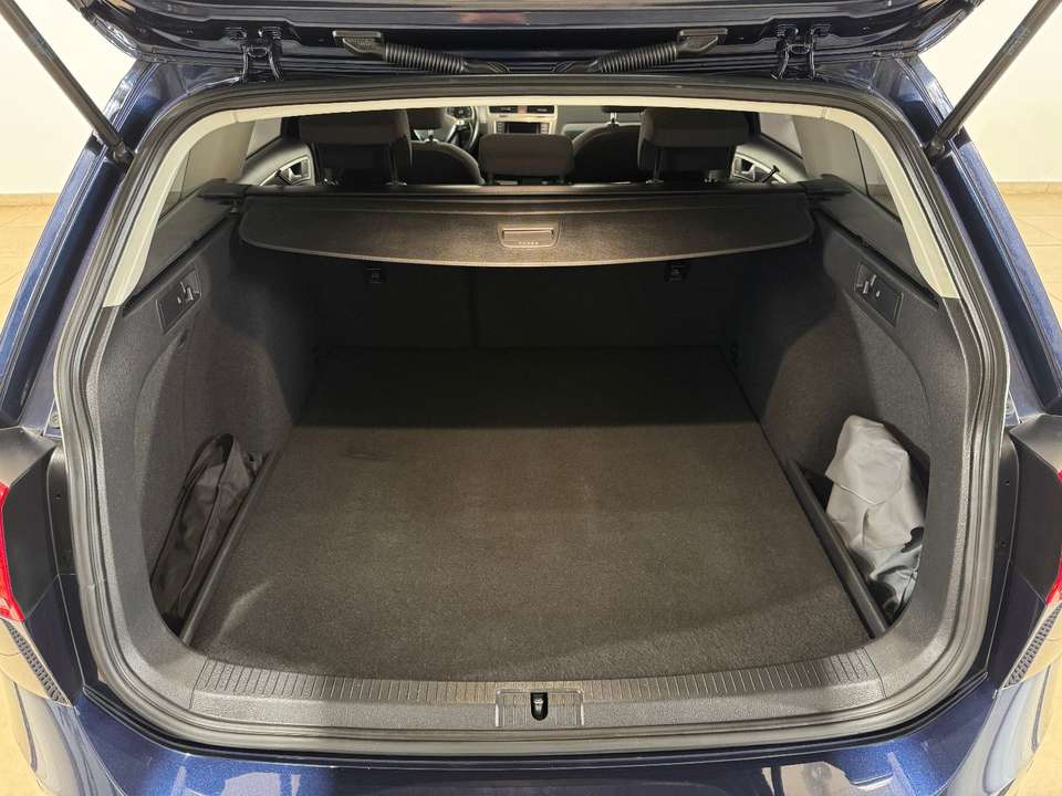 Volkswagen Golf - Imagem 8