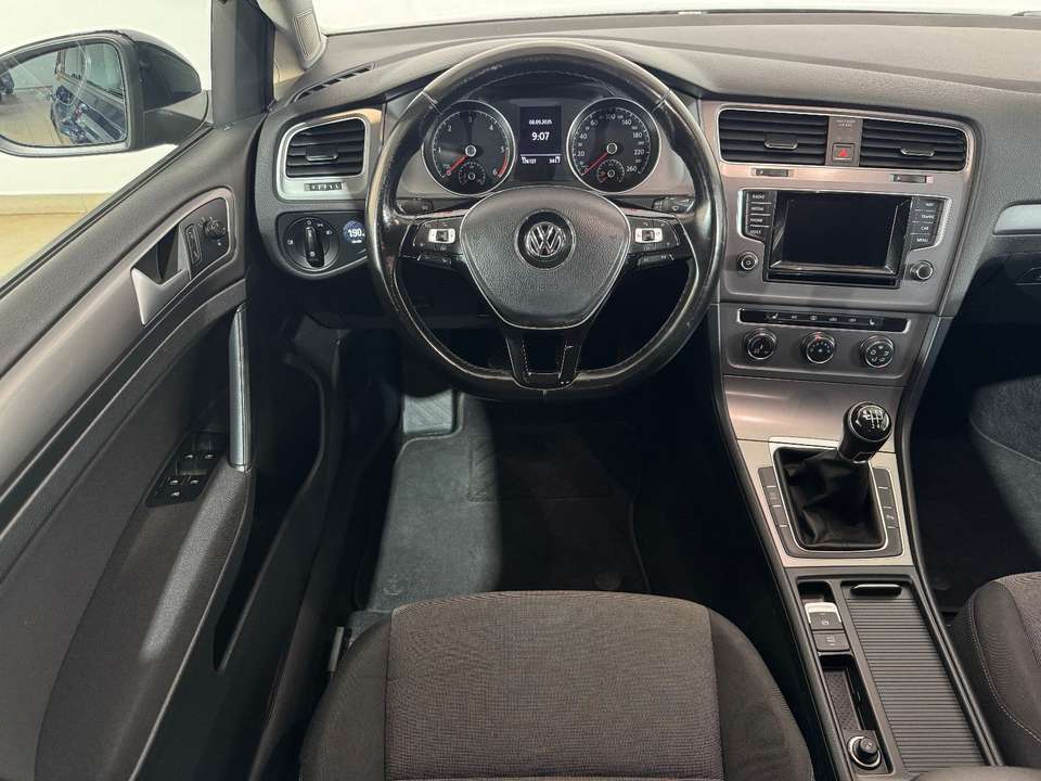Volkswagen Golf - Imagem 11