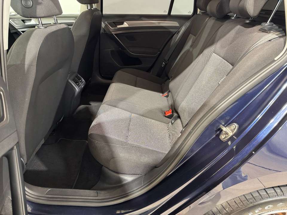 Volkswagen Golf - Imagem 13