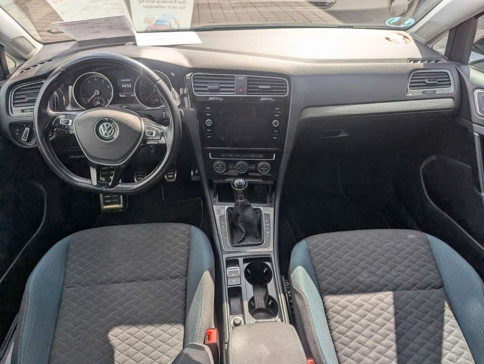 Volkswagen Golf - Imagem 14