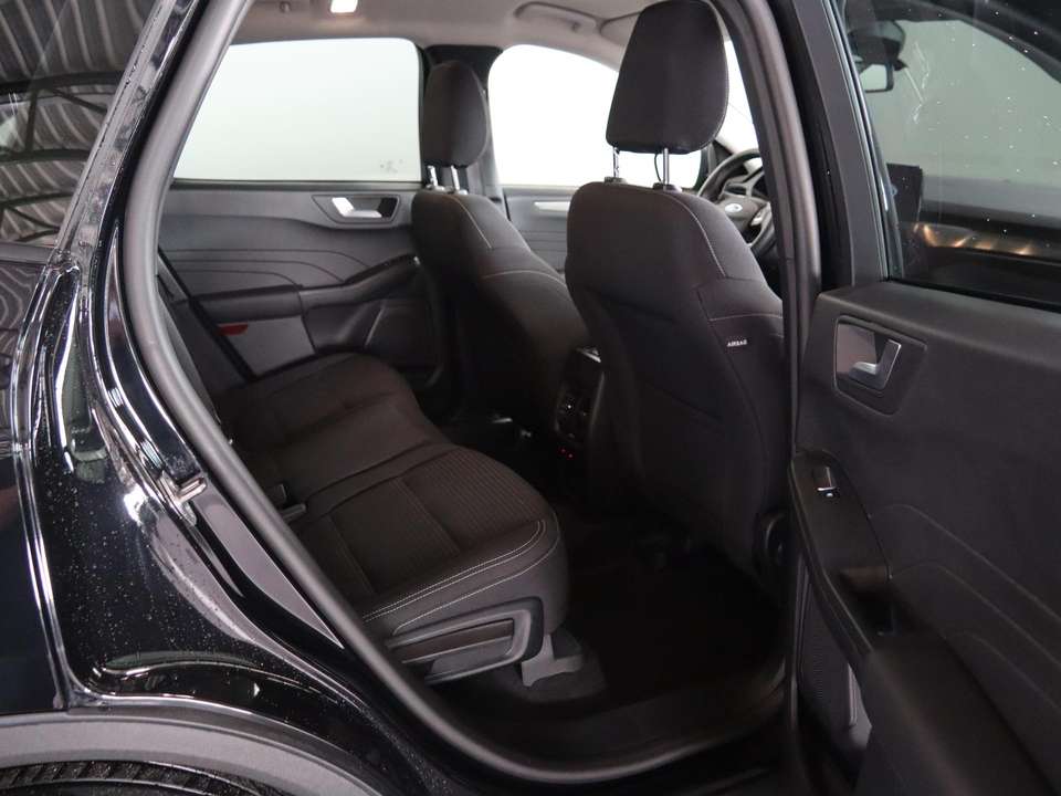 Ford Kuga - Imagem 8