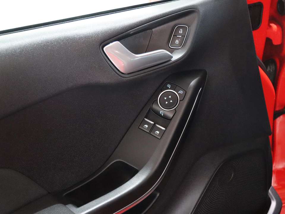 Ford Fiesta - Imagem 10