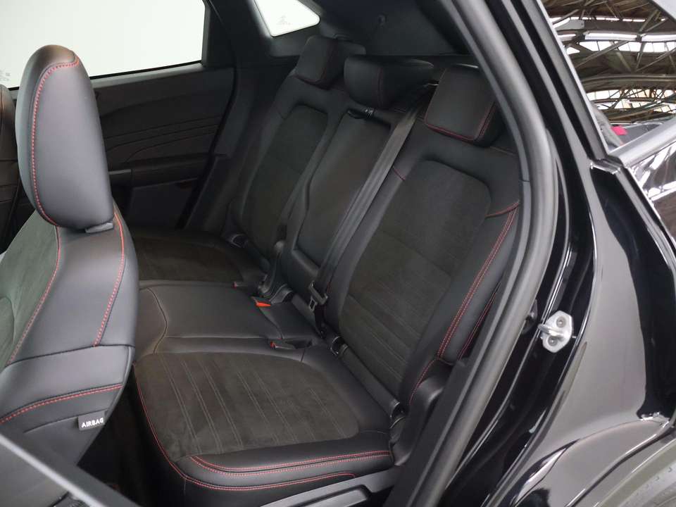 Ford Kuga - Imagem 11