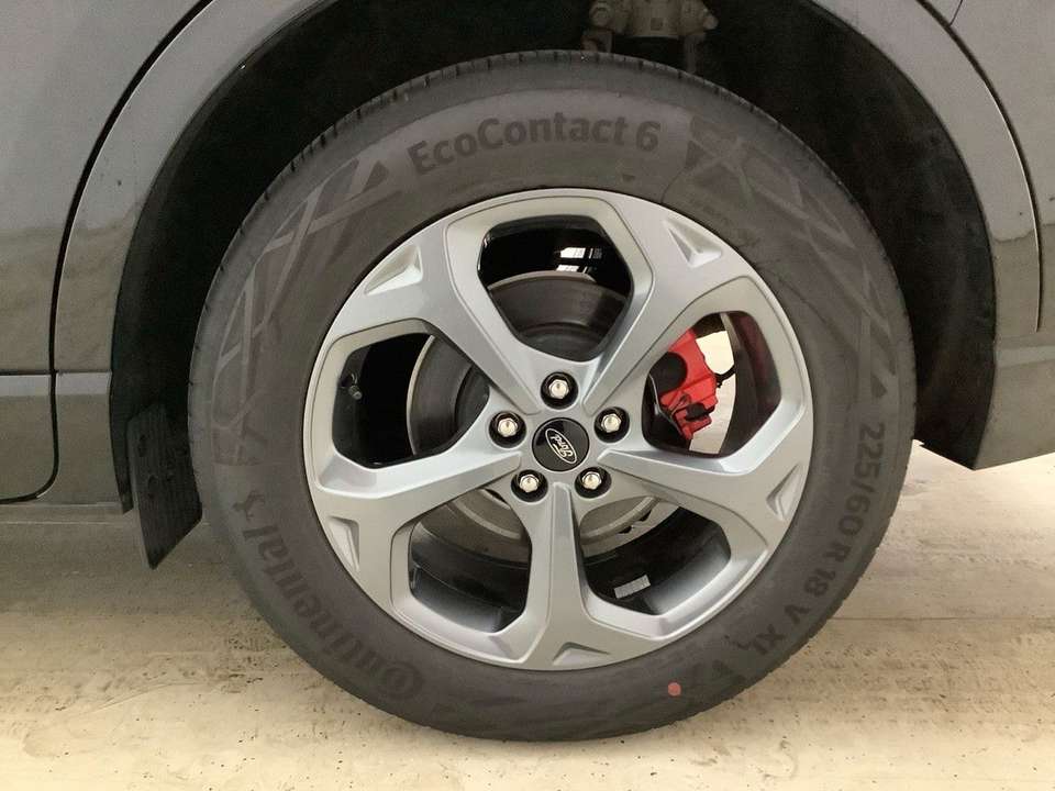 Ford Kuga - Imagem 6