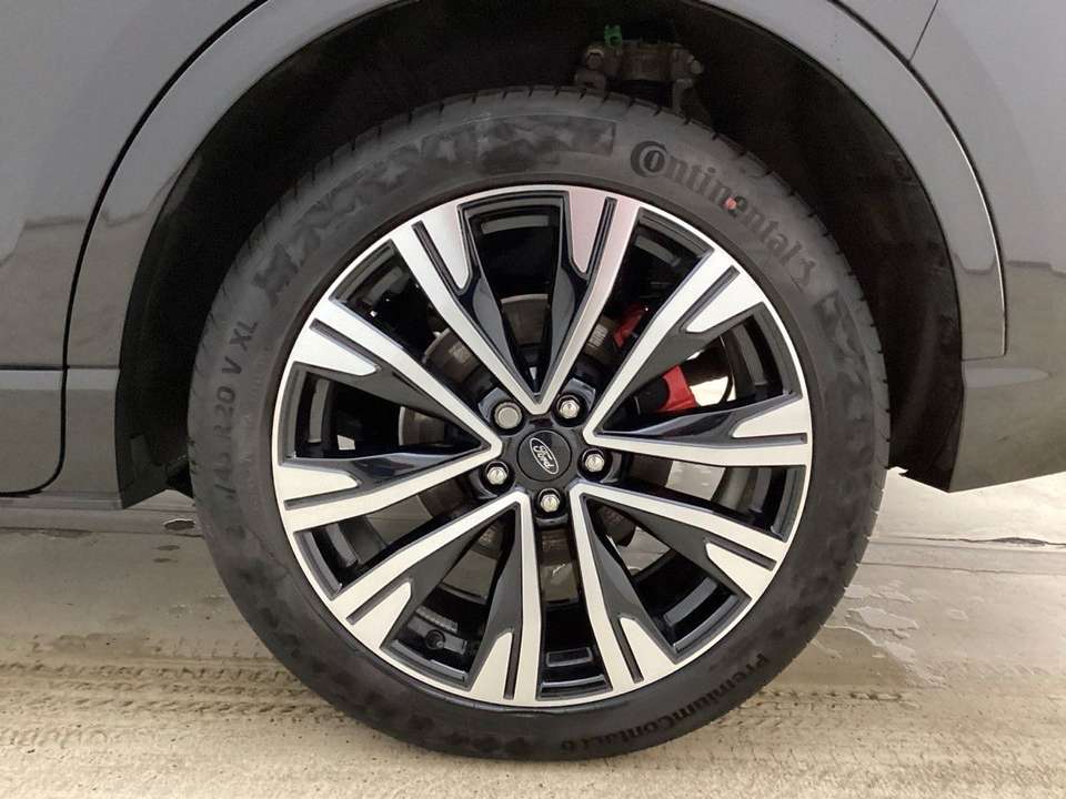 Ford Kuga - Imagem 6