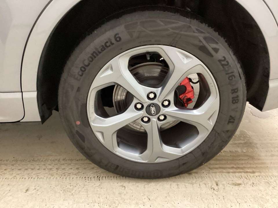 Ford Kuga - Imagem 6