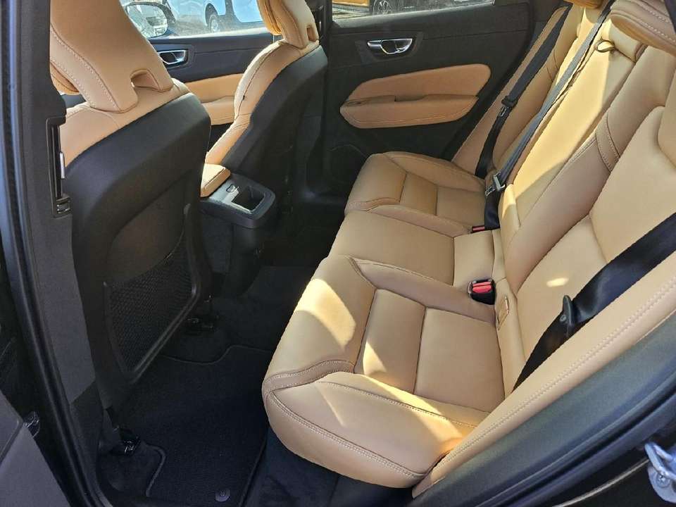 Volvo XC60 - Imagem 13