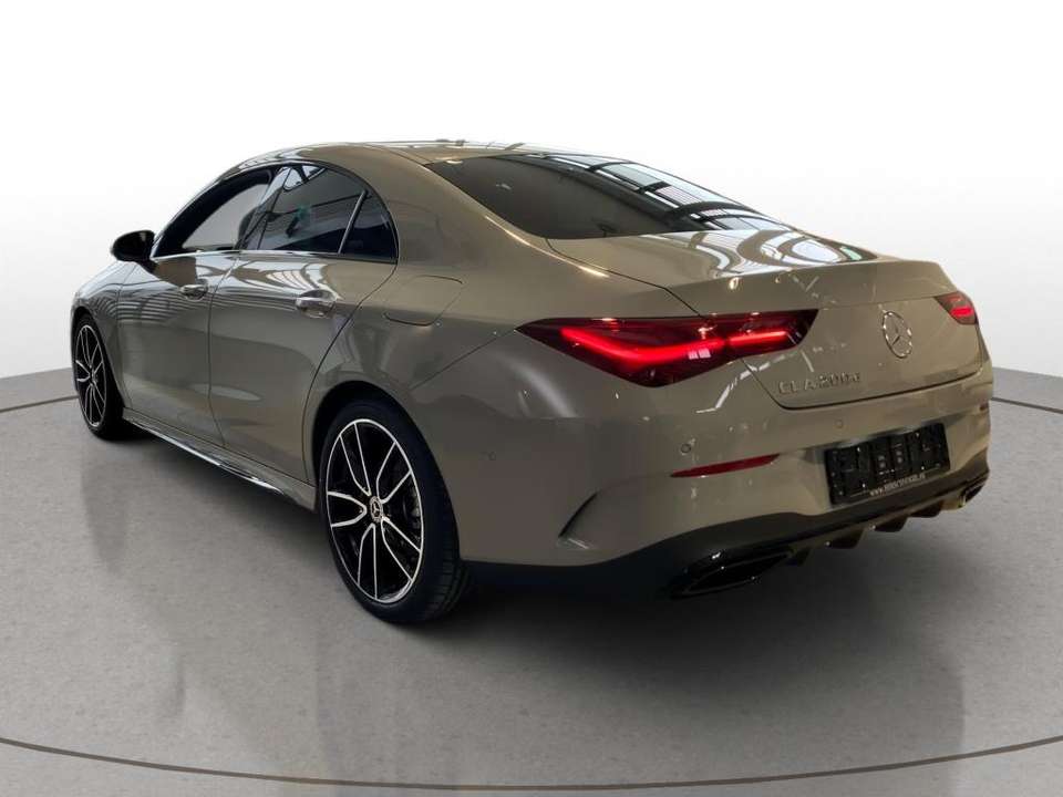 Mercedes-Benz CLA 200 - Imagem 7