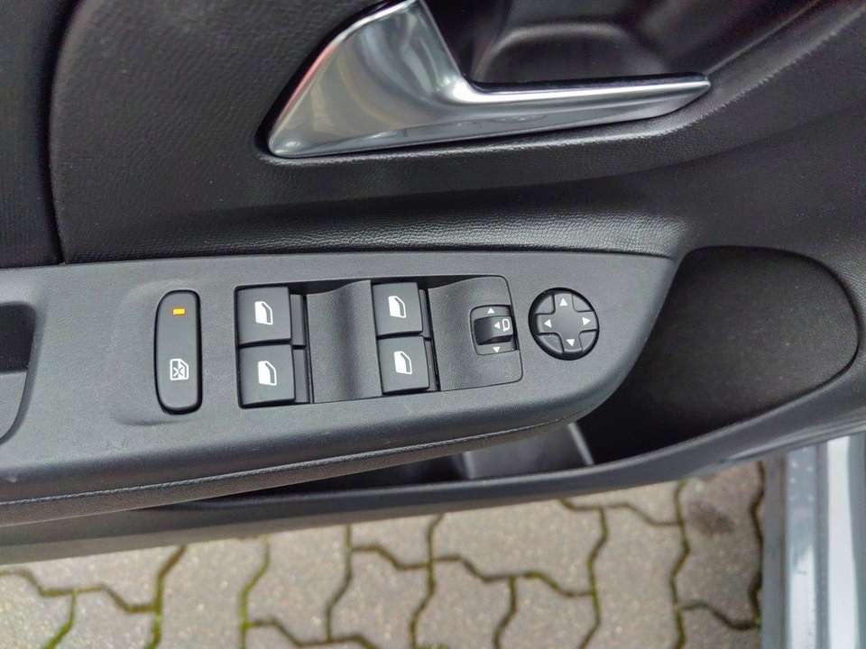 Opel Corsa - Imagem 15