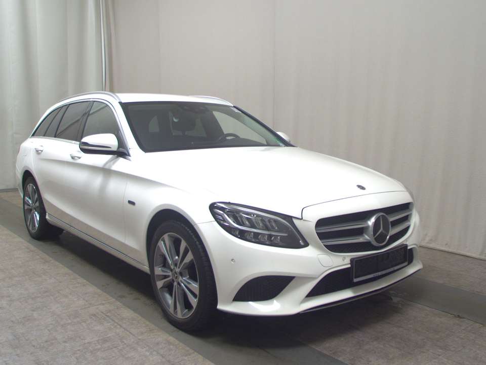 Mercedes-Benz C 300 - Imagem 3