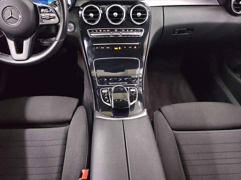 Mercedes-Benz C 300 - Imagem 6