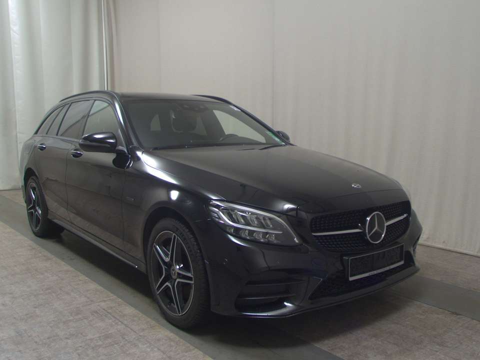 Mercedes-Benz C 300 - Imagem 3