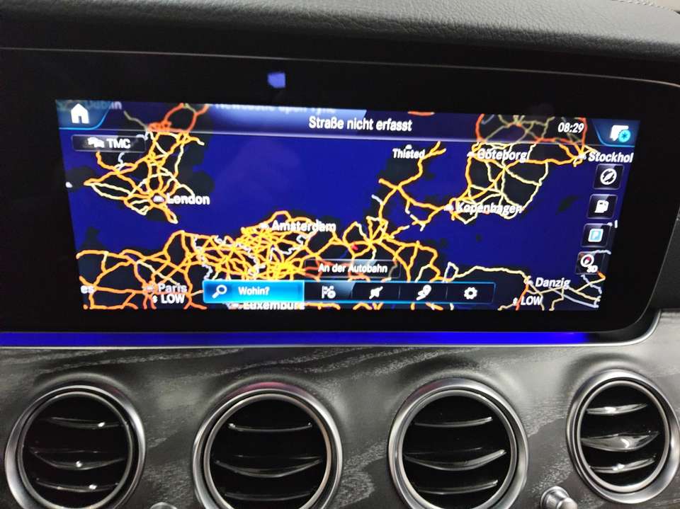 Mercedes-Benz E 300 - Imagem 7