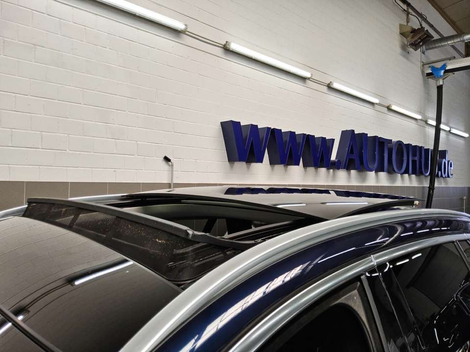 Mercedes-Benz E 300 - Imagem 11