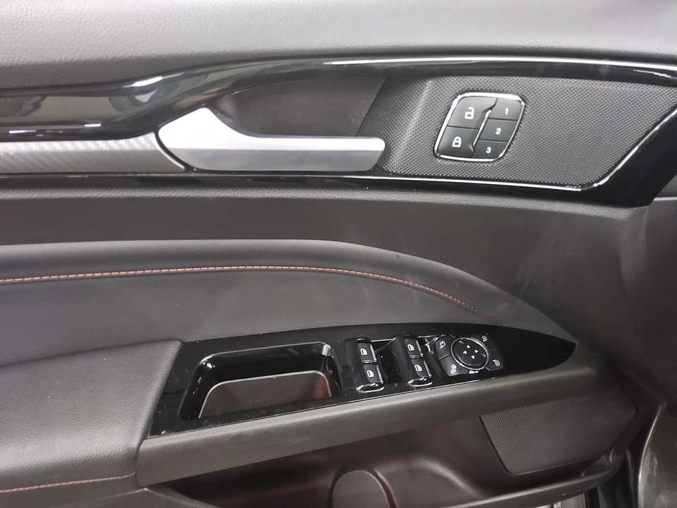 Ford Mondeo - Imagem 9