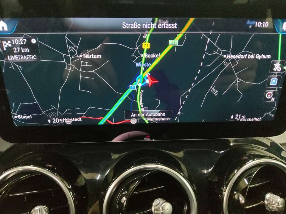 Mercedes-Benz GLC 300 - Imagem 7