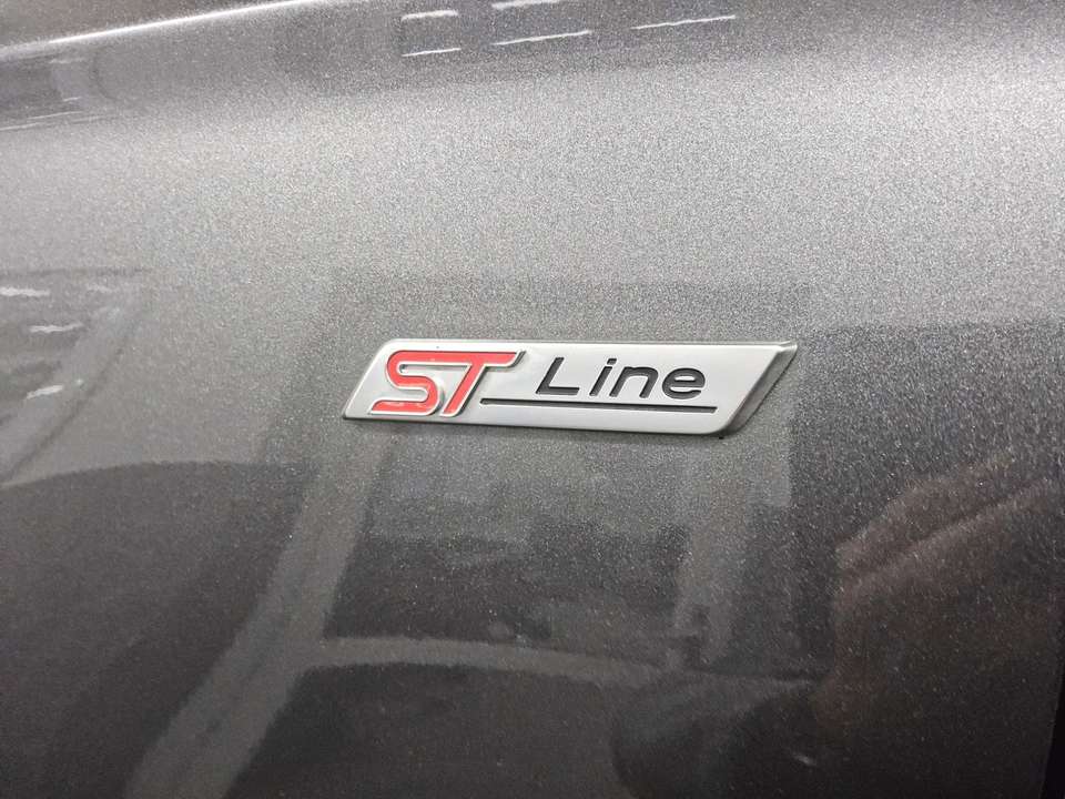 Ford Mondeo - Imagem 11