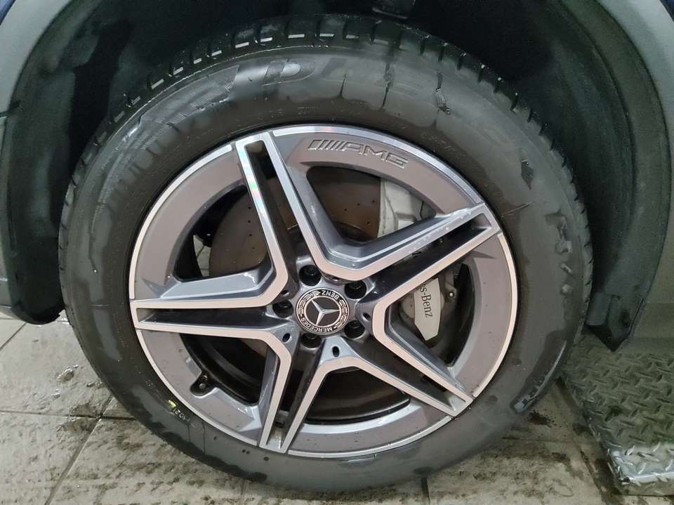 Mercedes-Benz GLC 300 - Imagem 10