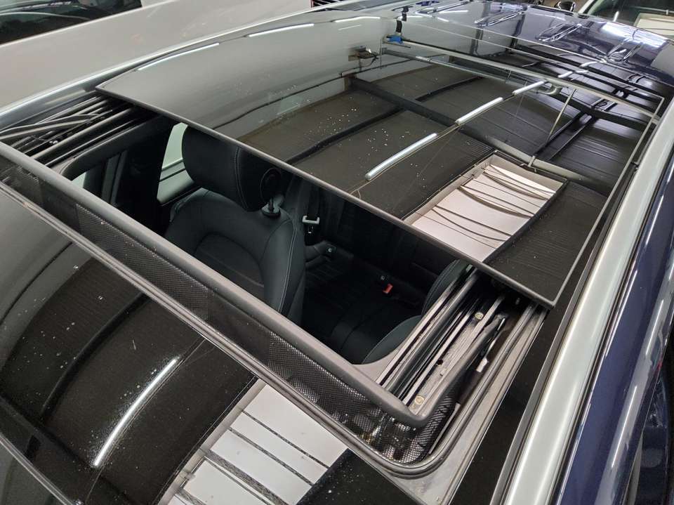 Mercedes-Benz GLC 300 - Imagem 13