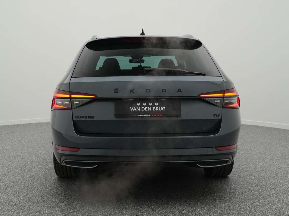 Skoda Superb - Imagem 6