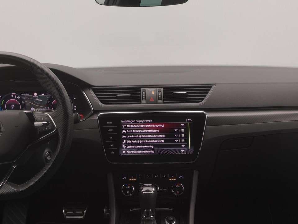 Skoda Superb - Imagem 9