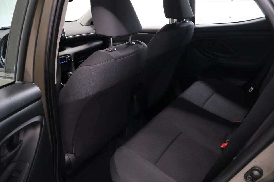 Toyota Yaris - Imagem 18