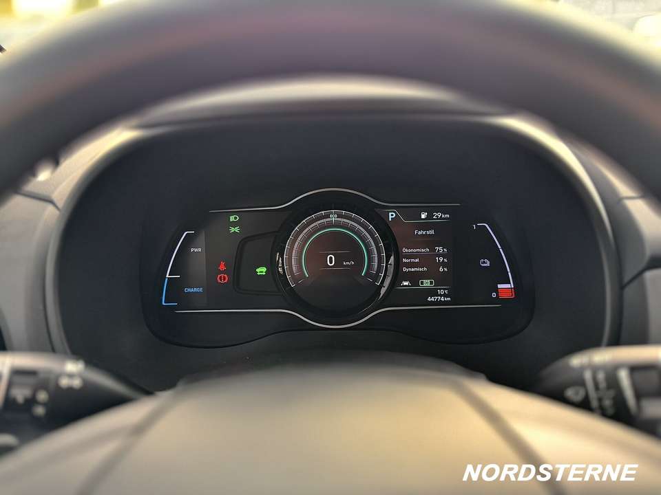 Hyundai KONA - Imagem 18