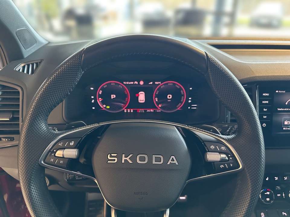 Skoda Karoq - Imagem 8