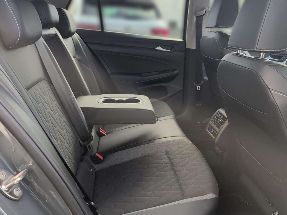 Volkswagen Golf - Imagem 12